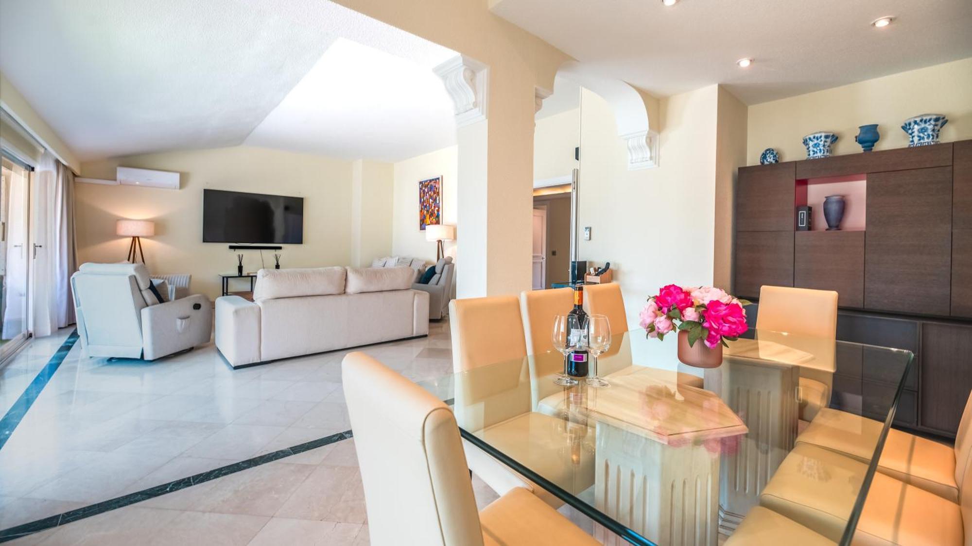 Penthouse Boutique Suite ماربيا المظهر الخارجي الصورة